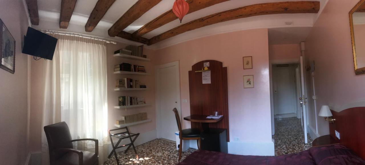 B&B A Le Boteghe Velence Kültér fotó